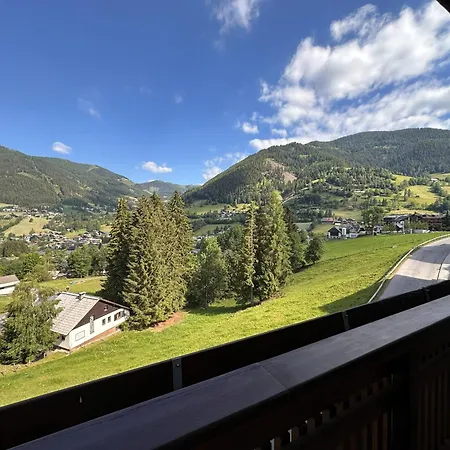 Alpine View 公寓